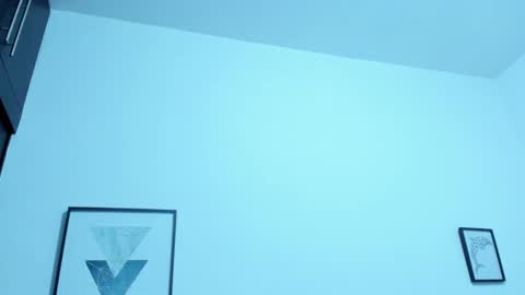 mia online show from 10/13/25, 11:10