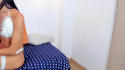 Mia Conde online show from 01/15/25, 01:31