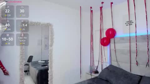 Snapshot of mia_corner chatting on 02/18/26, 06:42 mia_corner online show from 02/18/26, 06:42