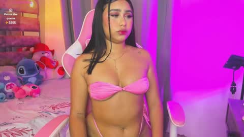 Mia online show from 01/23/25, 05:24