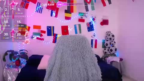 Snapshot of mia_cute_girl chatting on 06/25/26, 12:09 mia_cute_girl online show from 06/25/26, 12:09