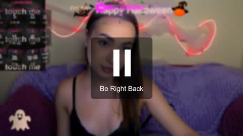 Snapshot of mia_cutie77 chatting on 10/31/25, 10:38 mia_cutie77 online show from 10/31/25, 10:38