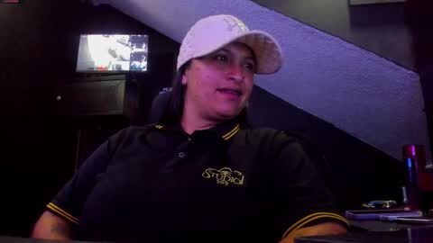 Snapshot of mia_daniela_ chatting on 09/17/25, 10:55 Mia daniela online show from 09/17/25, 10:55