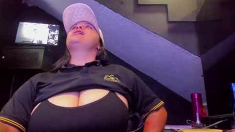 Snapshot of mia_daniela_ chatting on 09/18/25, 10:45 Mia daniela online show from 09/18/25, 10:45