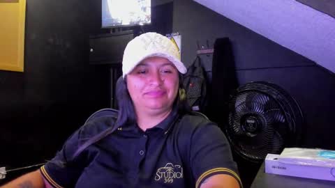 Snapshot of mia_daniela_ chatting on 09/23/25, 02:14 Mia daniela online show from 09/23/25, 02:14