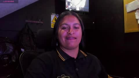 Snapshot of mia_daniela_ chatting on 10/15/25, 04:12 Mia daniela online show from 10/15/25, 04:12