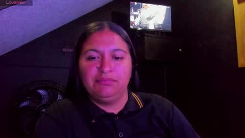 Snapshot of mia_daniela_ chatting on 10/22/25, 02:23 Mia daniela online show from 10/22/25, 02:23