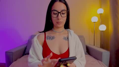 Snapshot of mia_daniellshot chatting on 03/04/26, 10:27 Sarah Luna online show from 03/04/26, 10:27