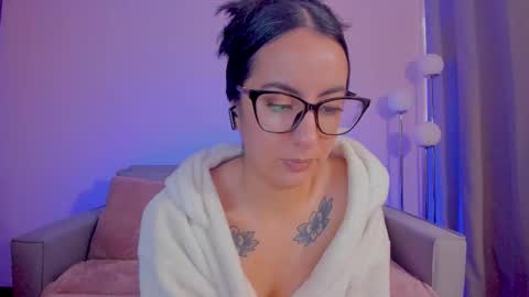 Snapshot of mia_daniellshot chatting on 03/16/26, 06:34 Sarah Luna online show from 03/16/26, 06:34