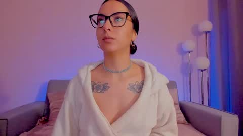 Snapshot of mia_daniellshot chatting on 03/19/26, 11:36 Sarah Luna online show from 03/19/26, 11:36