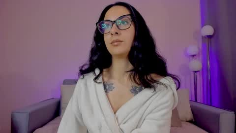 Snapshot of mia_daniellshot chatting on 04/07/26, 12:38 Sarah Luna online show from 04/07/26, 12:38