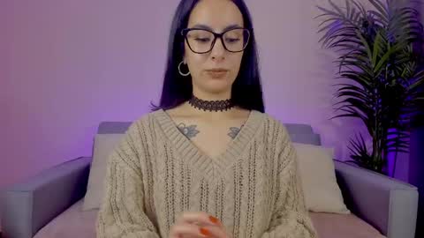 Snapshot of mia_daniellshot chatting on 05/02/26, 12:21 Sarah Luna online show from 05/02/26, 12:21
