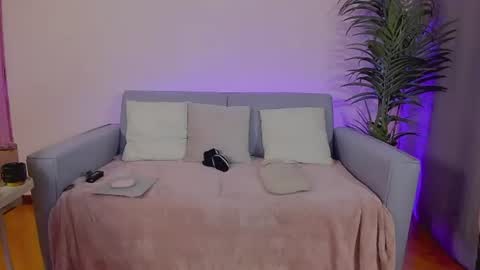 Sarah Luna online show from 06/25/26, 03:27