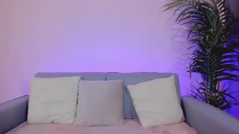 Sarah Luna online show from 07/23/26, 05:00