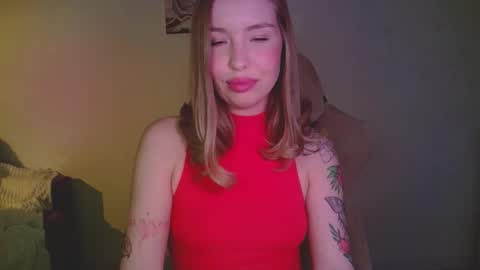 Snapshot of mia_fleur_ chatting on 03/23/26, 09:30 Mia online show from 03/23/26, 09:30