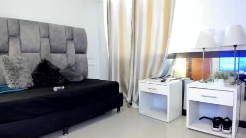 MIA  online show from 09/10/25, 09:37
