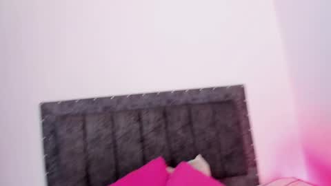Snapshot of mia_foox12 chatting on 06/02/26, 09:28 FERNANDA online show from 06/02/26, 09:28