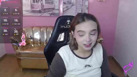 Mia online show from 11/07/25, 12:38