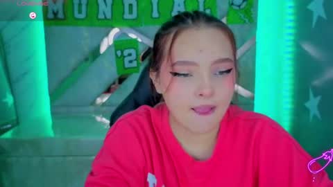 Mia online show from 06/26/26, 02:21