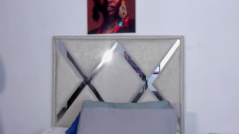 Snapshot of mia_fox3 chatting on 10/30/25, 11:55 mia fox online show from 10/30/25, 11:55