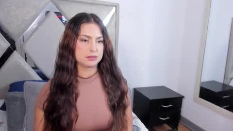 Snapshot of mia_fox3 chatting on 11/01/25, 12:29 mia fox online show from 11/01/25, 12:29