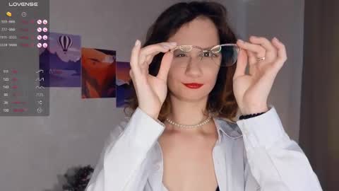 Mia  online show from 02/17/25, 07:15