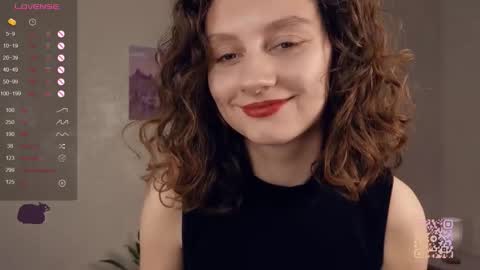 Mia  online show from 09/18/25, 02:19