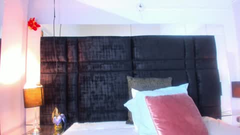 Snapshot of mia_garcia2 chatting on 01/09/25, 08:55 MIA online show from 01/09/25, 08:55
