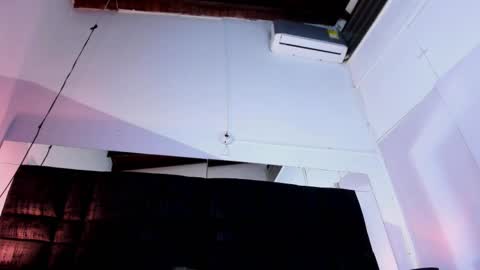 Snapshot of mia_garcia2 chatting on 02/21/25, 12:49 MIA online show from 02/21/25, 12:49