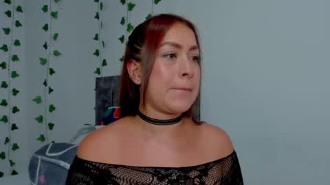 Snapshot of mia_garcia2 chatting on 10/09/25, 10:19 MIA online show from 10/09/25, 10:19