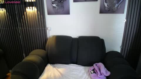 mia_garcia28 online show from 06/09/26, 01:12
