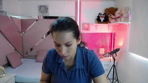 mia_garcia28 online show from 07/09/26, 02:43