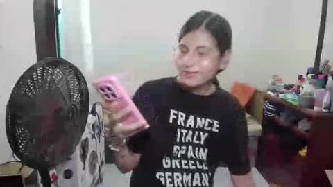 Snapshot of mia_goth766259 chatting on 11/23/25, 09:36 izzy online show from 11/23/25, 09:36