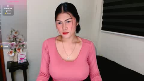 mia online show from 10/13/25, 03:01