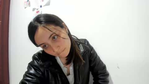 mia kaneee online show from 02/04/25, 01:45