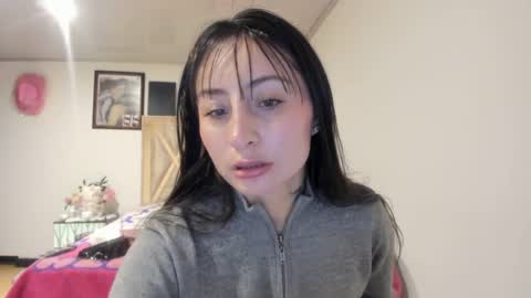mia kaneee online show from 10/09/25, 07:12