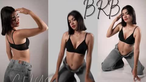 Mia online show from 11/29/25, 02:36