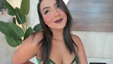 mia_lacy online show from 12/09/24, 08:33