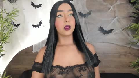 mia_lacy online show from 11/05/25, 07:14