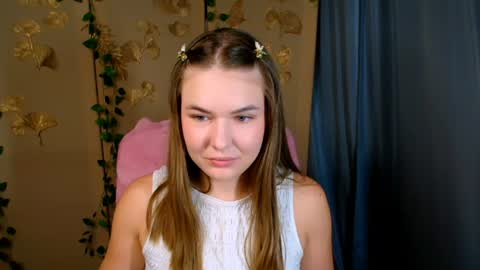 mia_lemm online show from 07/11/26, 05:32