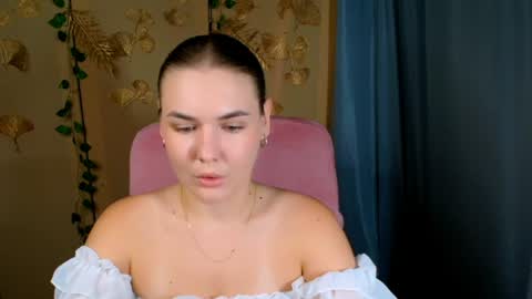 mia_lemm online show from 07/15/26, 05:34