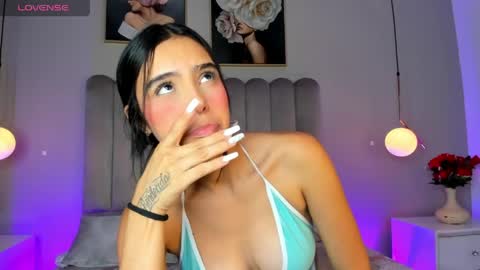 Snapshot of mia_levy chatting on 06/04/26, 02:12 mia levy online show from 06/04/26, 02:12