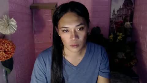 Mia online show from 03/10/25, 08:04