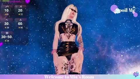 Mia online show from 06/04/26, 06:36