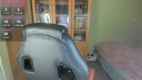 mia_lores online show from 04/29/26, 01:15