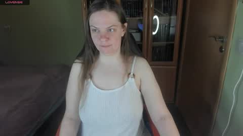 mia_lores online show from 05/12/26, 09:28