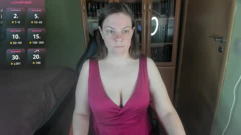 mia_lores online show from 05/23/26, 09:24