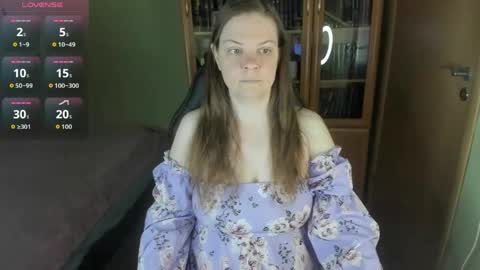 mia_lores online show from 05/27/26, 09:06