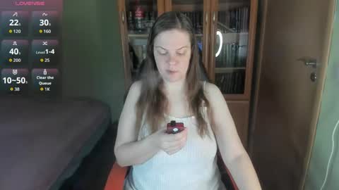 mia_lores online show from 05/31/26, 09:05