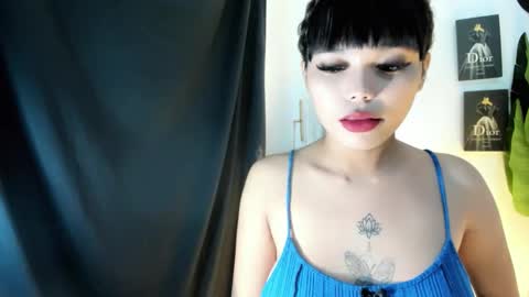 M I A online show from 05/01/26, 07:57